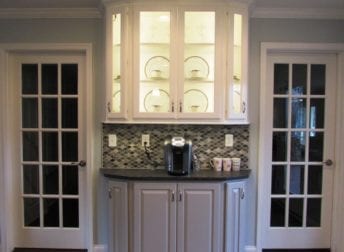 Lovely kitchen with a beverage station