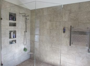 Lake Linganore master bathroom