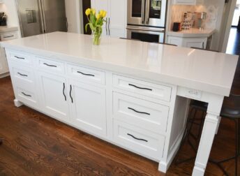 Who does kitchen remodeling in Urbana?