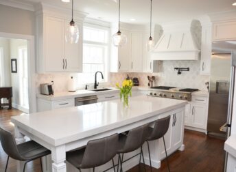 Who does kitchen remodeling in Urbana?